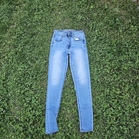 American Eagle Outfitters US 2 - Picture 1 of 5